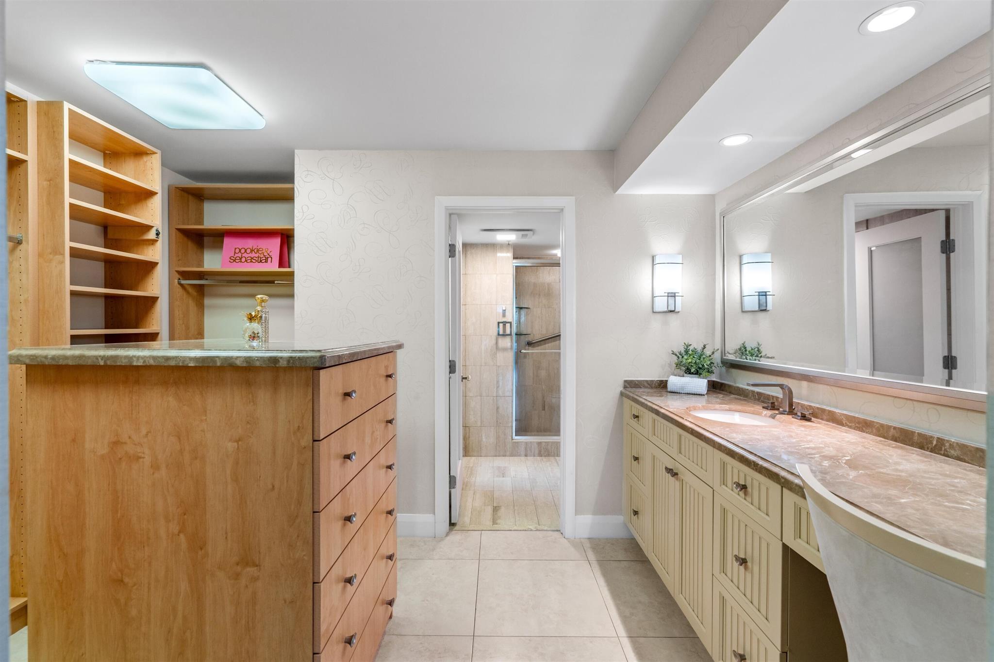 PLACIDE - Residential