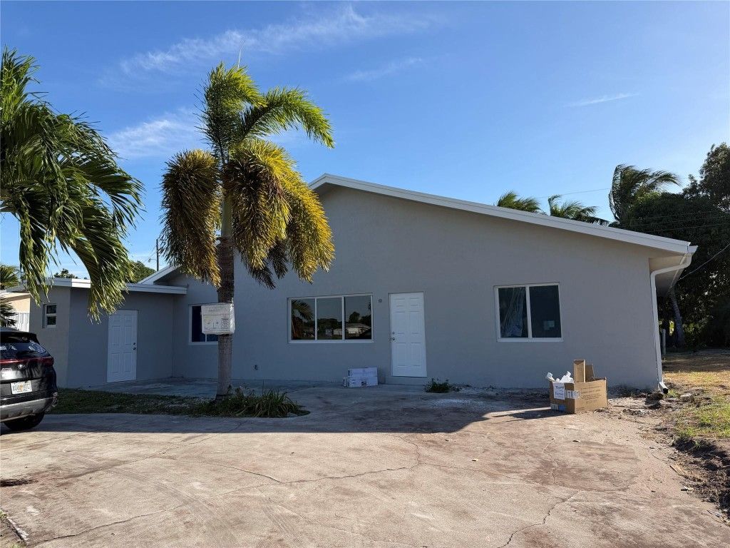 Photo of 664 S Haverhill Road, West Palm Beach, FL 33415 (MLS # F10524831)