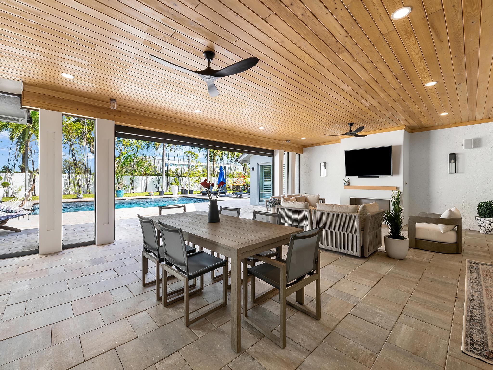 Boca Bath and Tennis - Residential