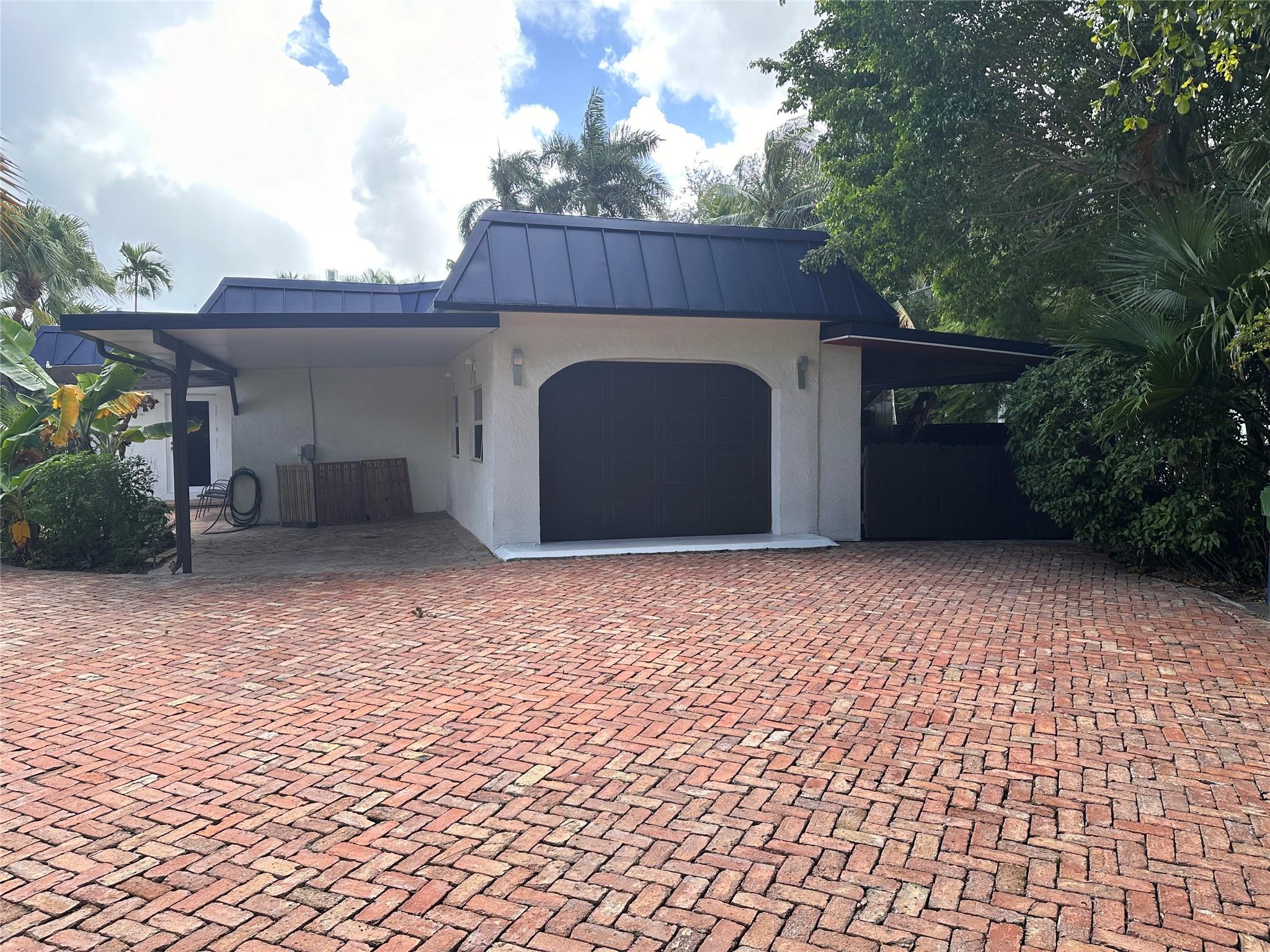 2314 Desota Dr