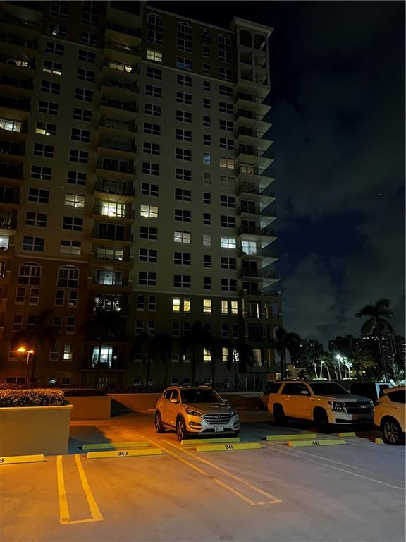 2080 OCEAN - Residential