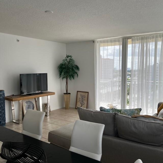 2080 OCEAN - Residential