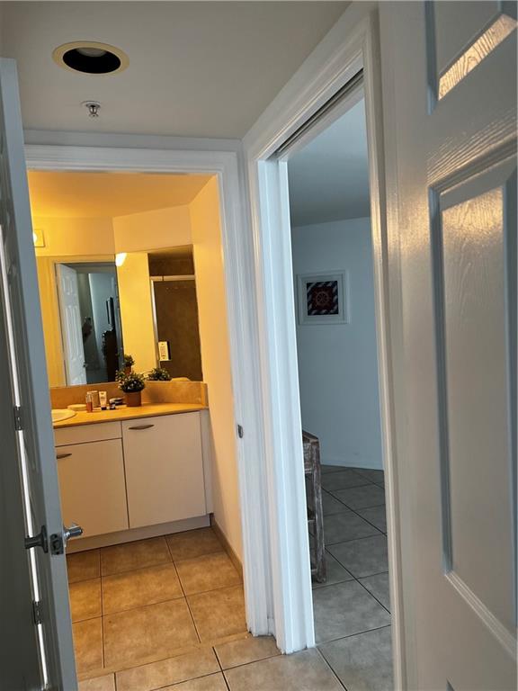 2080 OCEAN - Residential