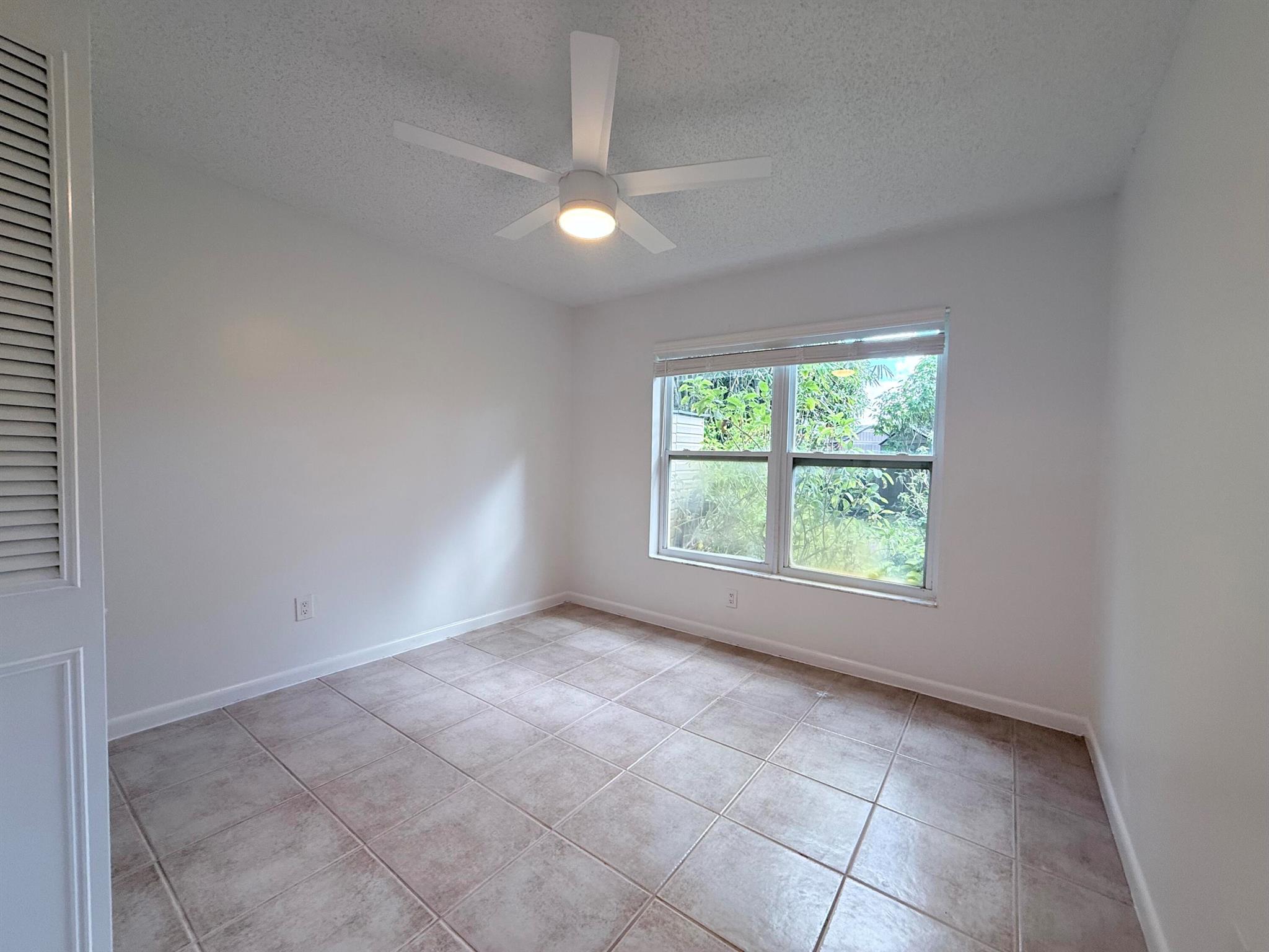 GOLDEN GATE - Residential Lease