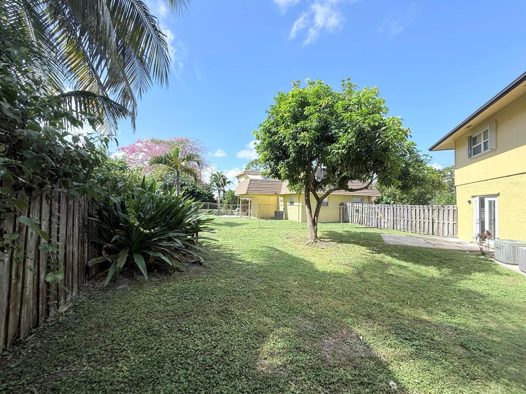 Photo of 3364 SE Jefferson Street, Stuart, FL 34997 (MLS # R11135247)