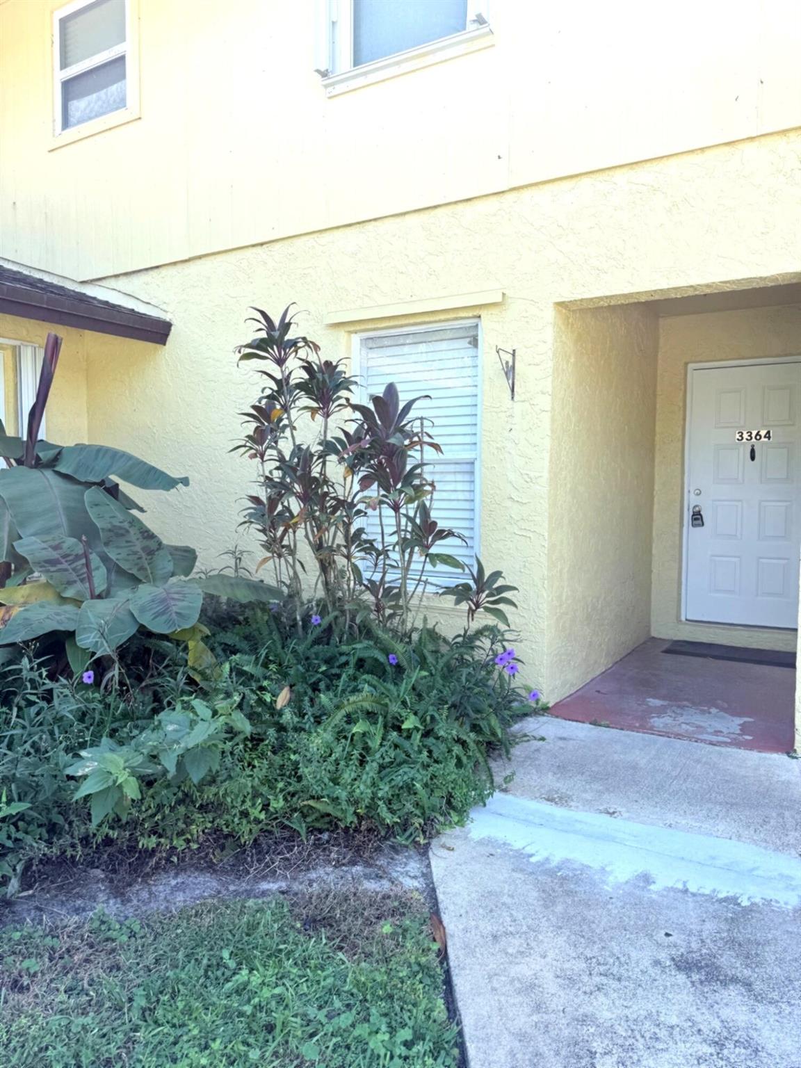 GOLDEN GATE - Residential Lease
