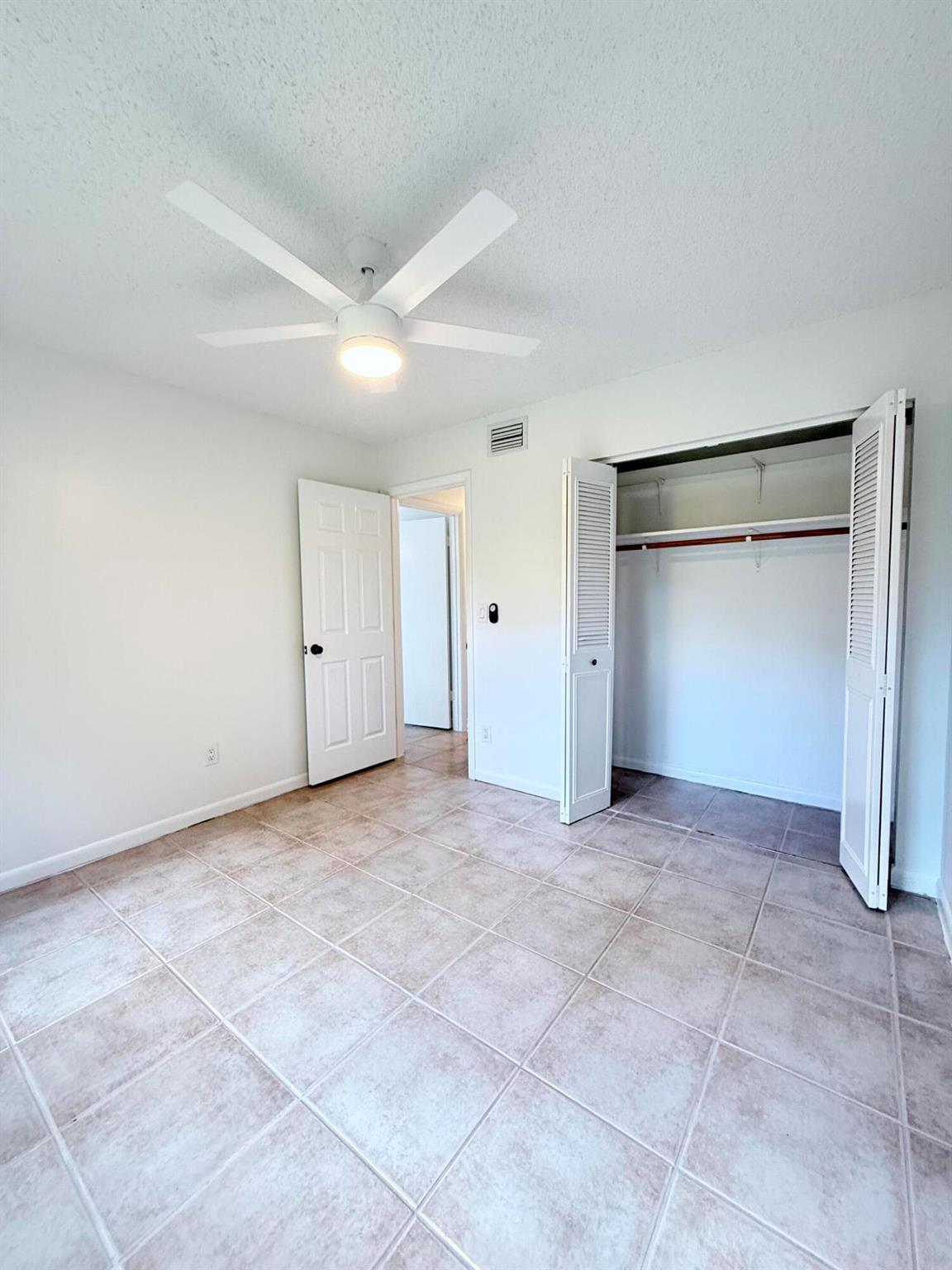 GOLDEN GATE - Residential Lease