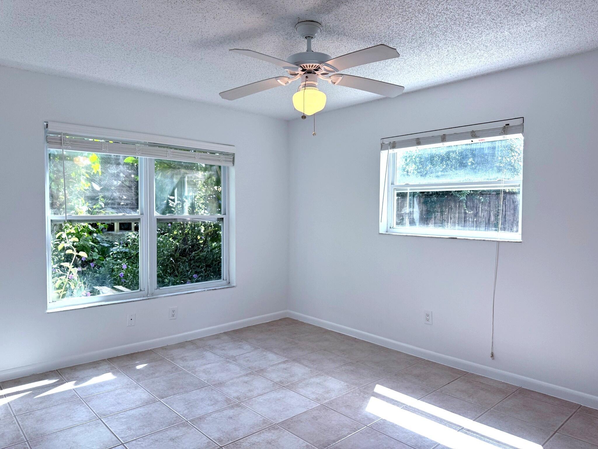 GOLDEN GATE - Residential Lease
