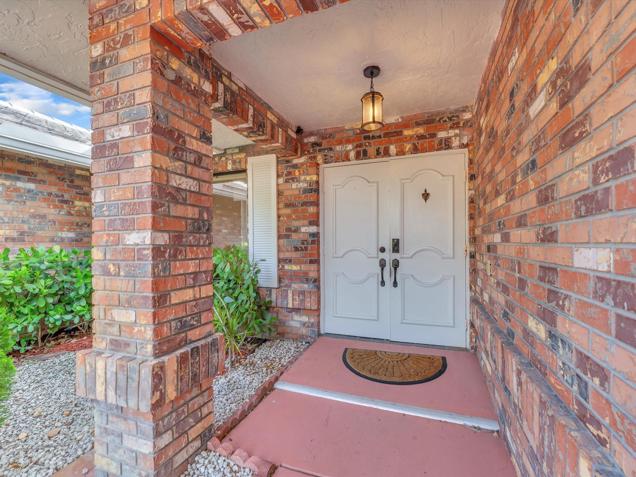 4664 NW 58th Ter