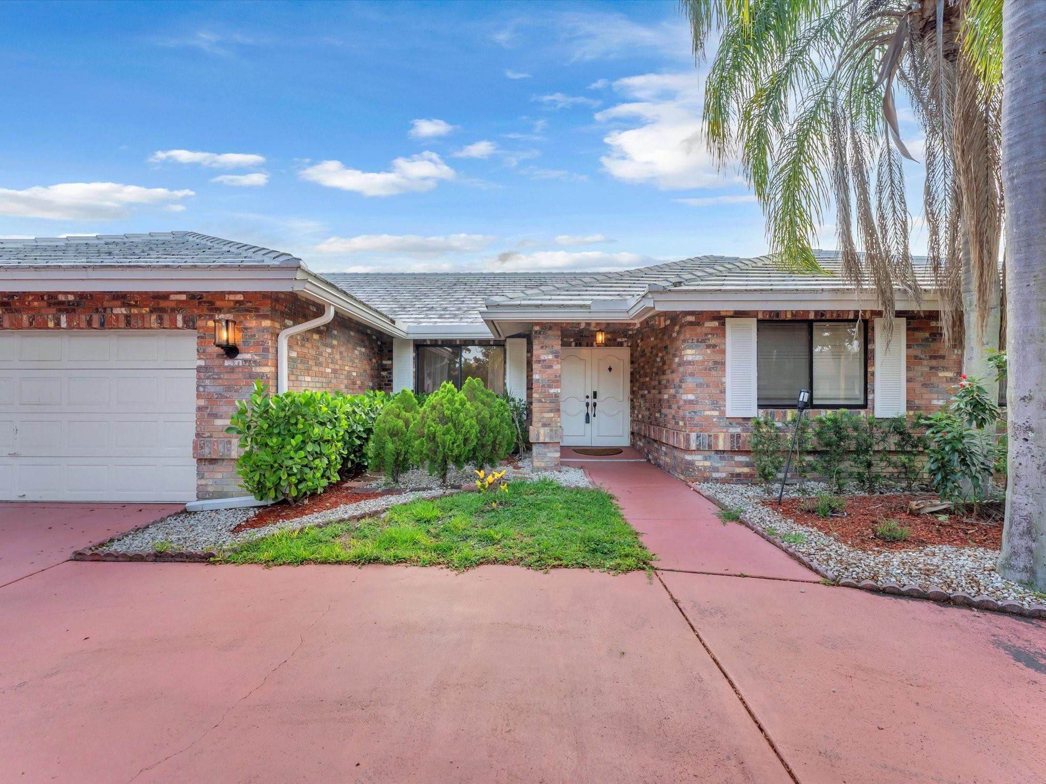 4664 NW 58th Ter