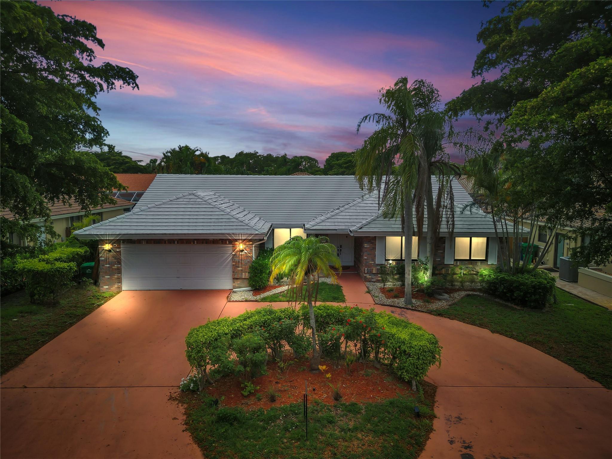 **Pre-Foreclosure** Appraised at 685k 4-bedroom, 2.5-bath 3rd shower and den. This home offers a perfect blend of comfort, style, and functionality. Located in the highly sought-after heart of Coral Springs, this residence boasts spacious living areas, Cathedral ceilings, and modern finishes an inviting atmosphere that is both luxurious and practical. The kitchen connects to the open-concept family living and dining area. Step outside to your private backyard oasis, complete with a sparkling pool—the ideal spot for relaxation or hosting outdoor gatherings *House emergency gas generator ensures uninterrupted power during hurricane season*** Featured indoor Water sprinkler monitored by the fire depart will reflect discount on Home insurance***