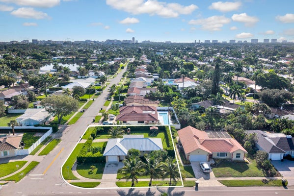 1100 SW 12TH AVE, BOCA RATON, FL 33486 - Image 35f70730cb3fccd5fadf2792f3c9cdca/2819964942