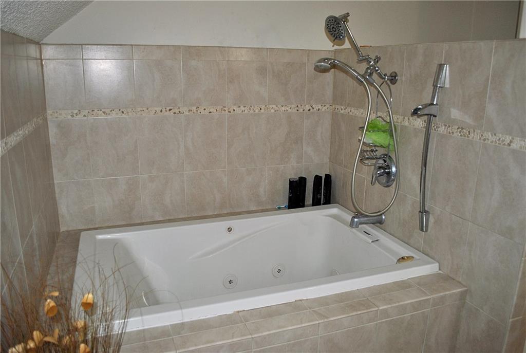 Racquet Club - Residential