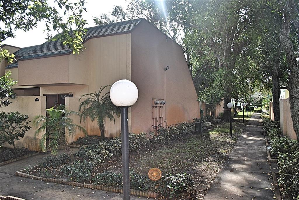 Racquet Club - Residential