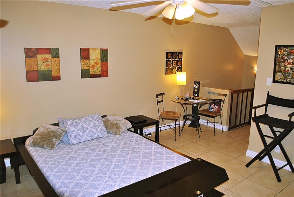 Racquet Club - Residential