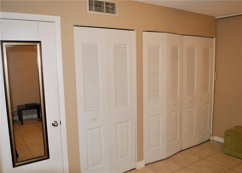 Racquet Club - Residential