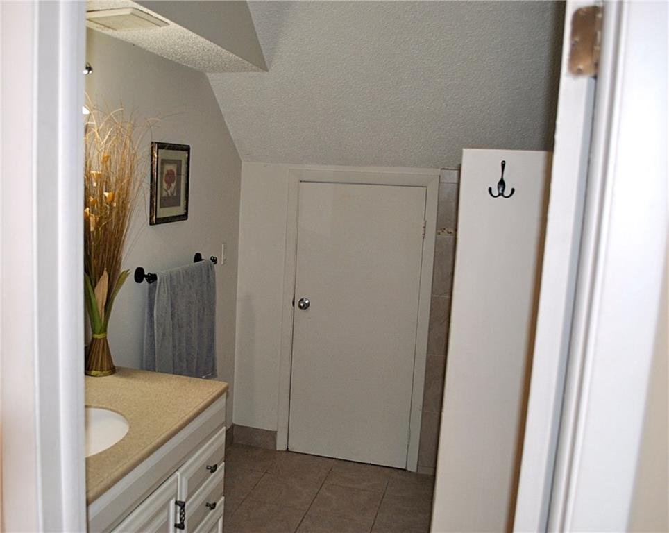 Racquet Club - Residential