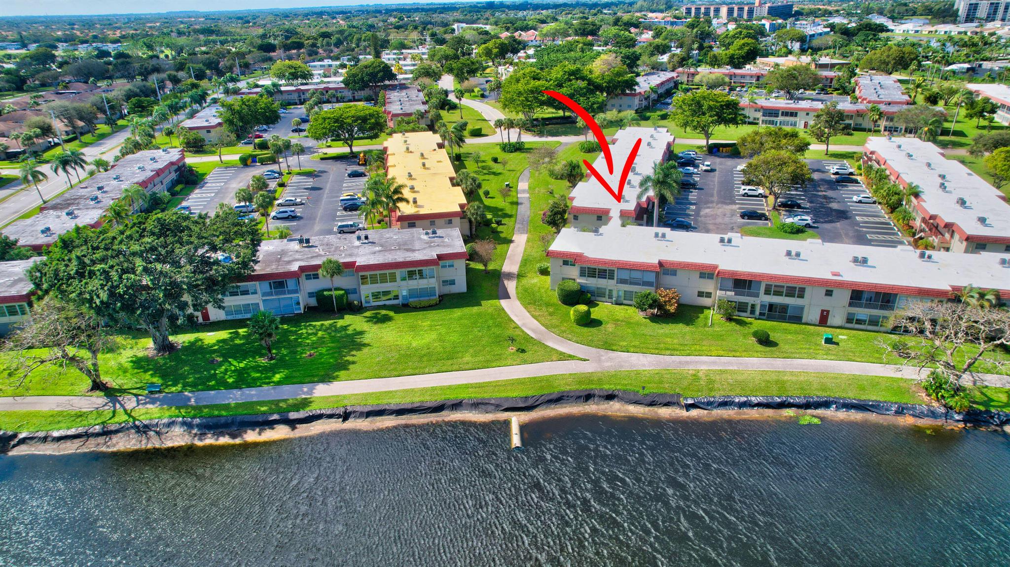 VILLAGES OF ORIOLE ABBEY - Residential Lease