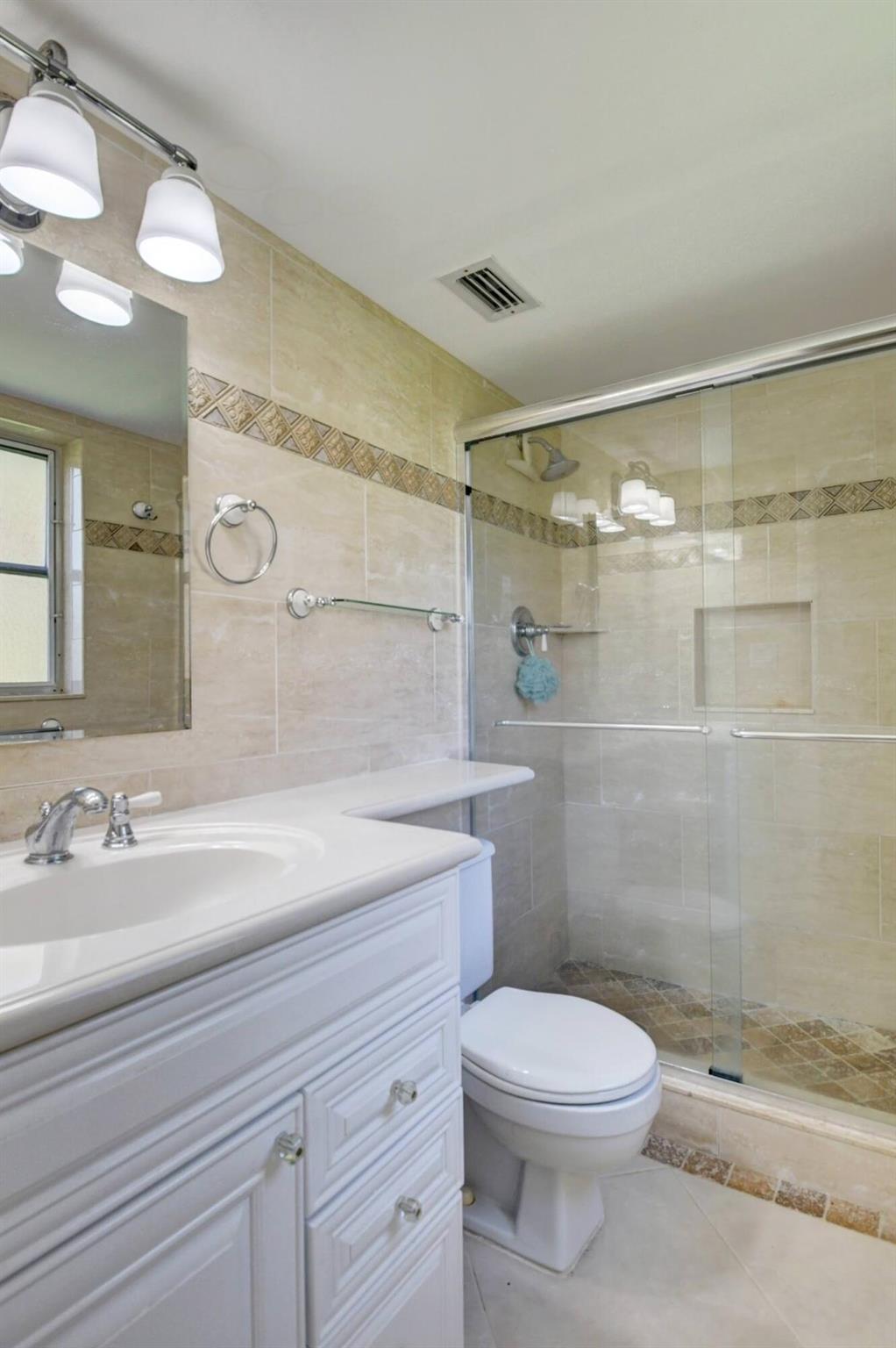 VILLAGES OF ORIOLE ABBEY - Residential Lease