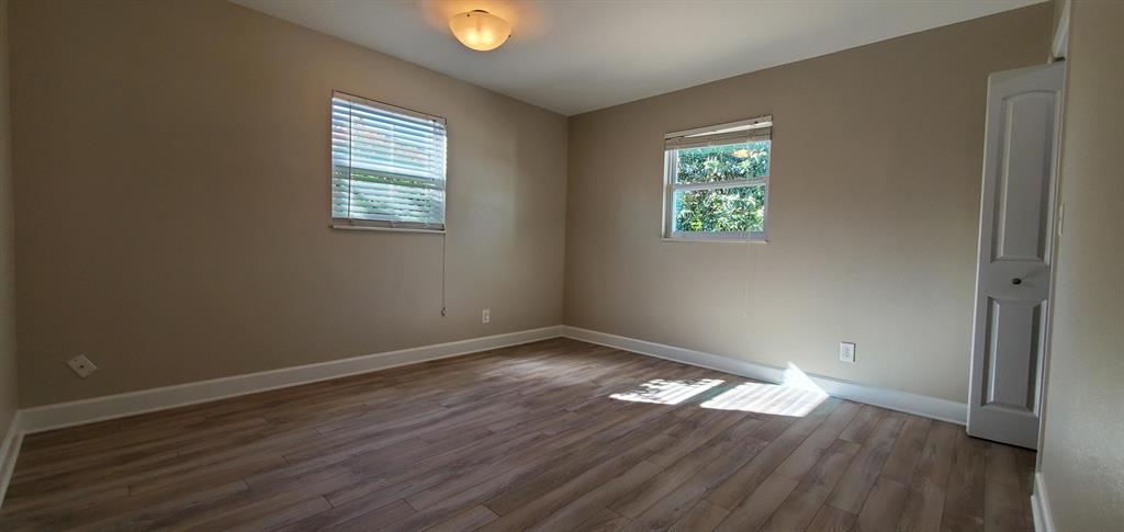 BEL-PORTE PARK - Residential