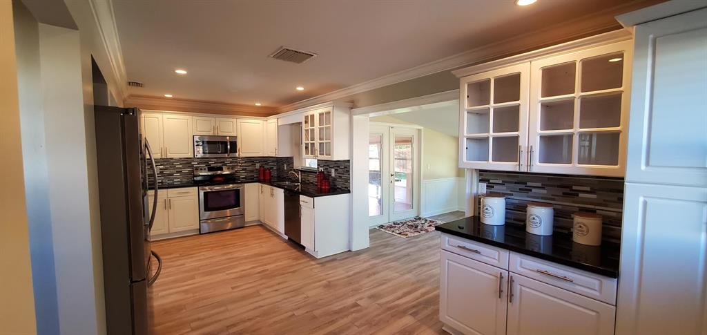 BEL-PORTE PARK - Residential