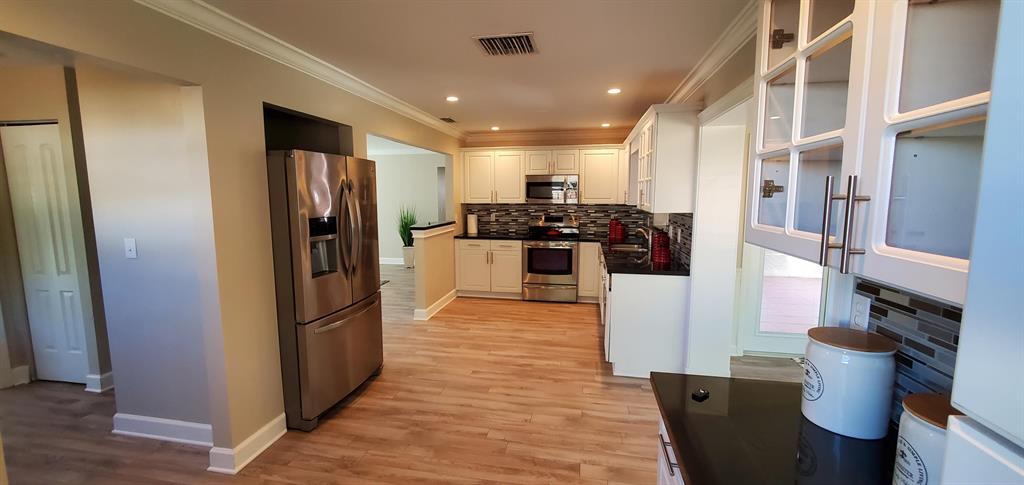 BEL-PORTE PARK - Residential