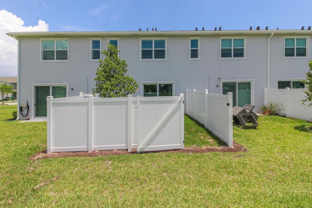 Photo of 640 SE Lake Falls Street, Port Saint Lucie, FL 34984 (MLS # R11157230)