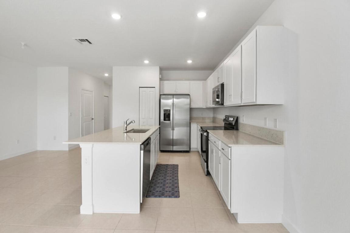 VERANDA PLAT NO. 9 - Residential