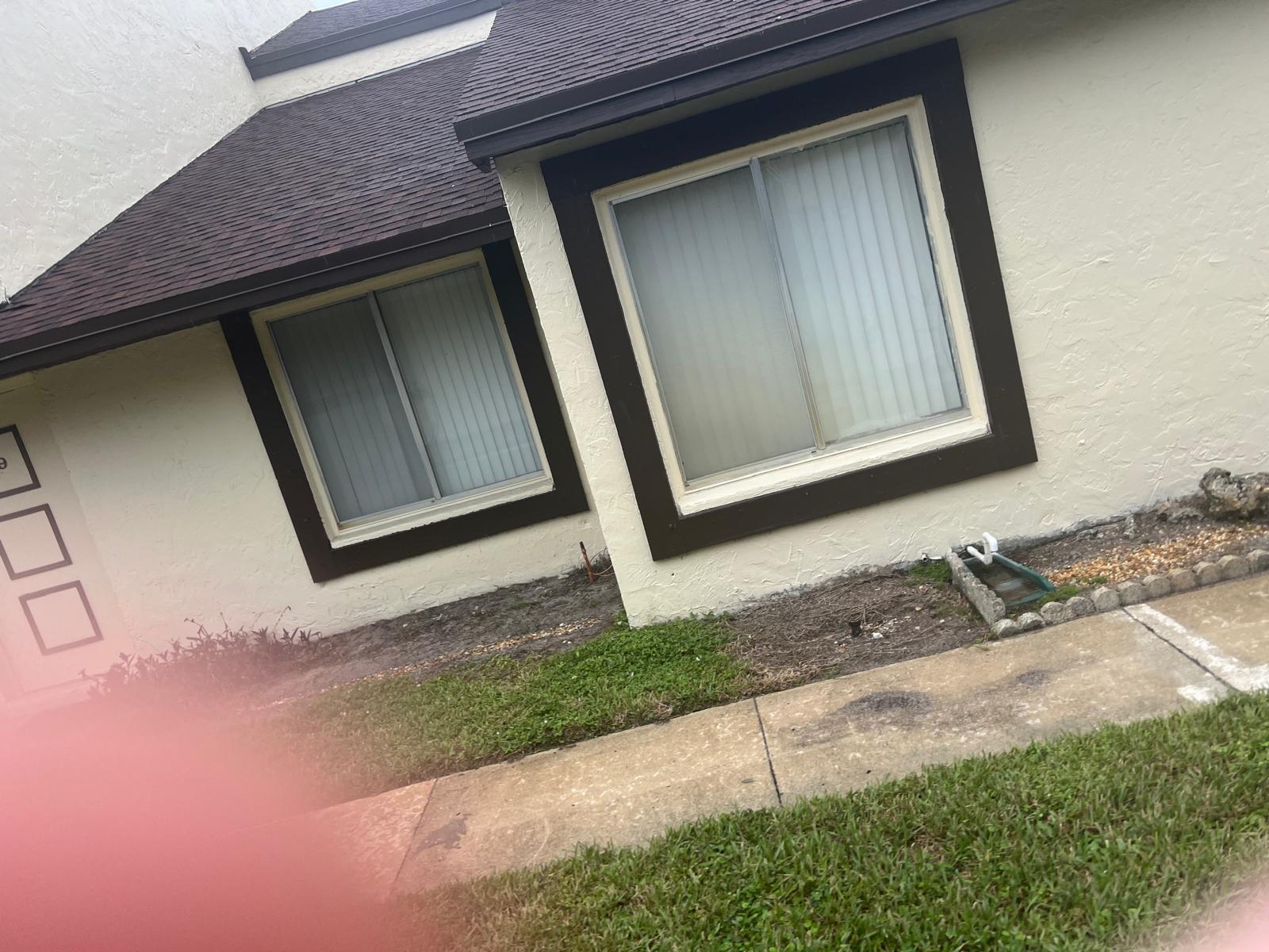 FOREST CONDO - Residential Lease