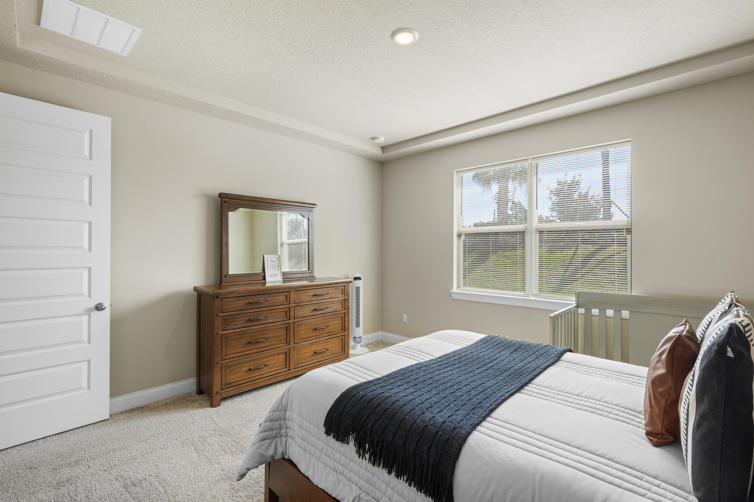 AZALEA - Residential Lease