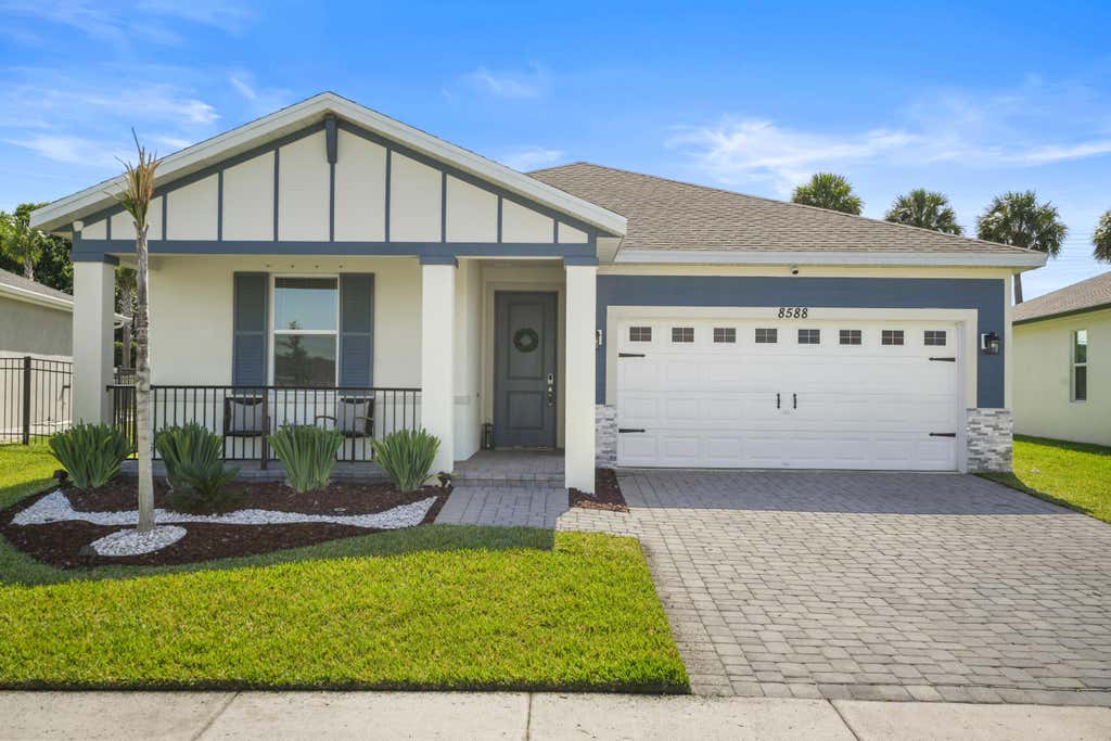 Photo of 8588 Dahlia Circle, Port Saint Lucie, FL 34986 (MLS # B26027997)