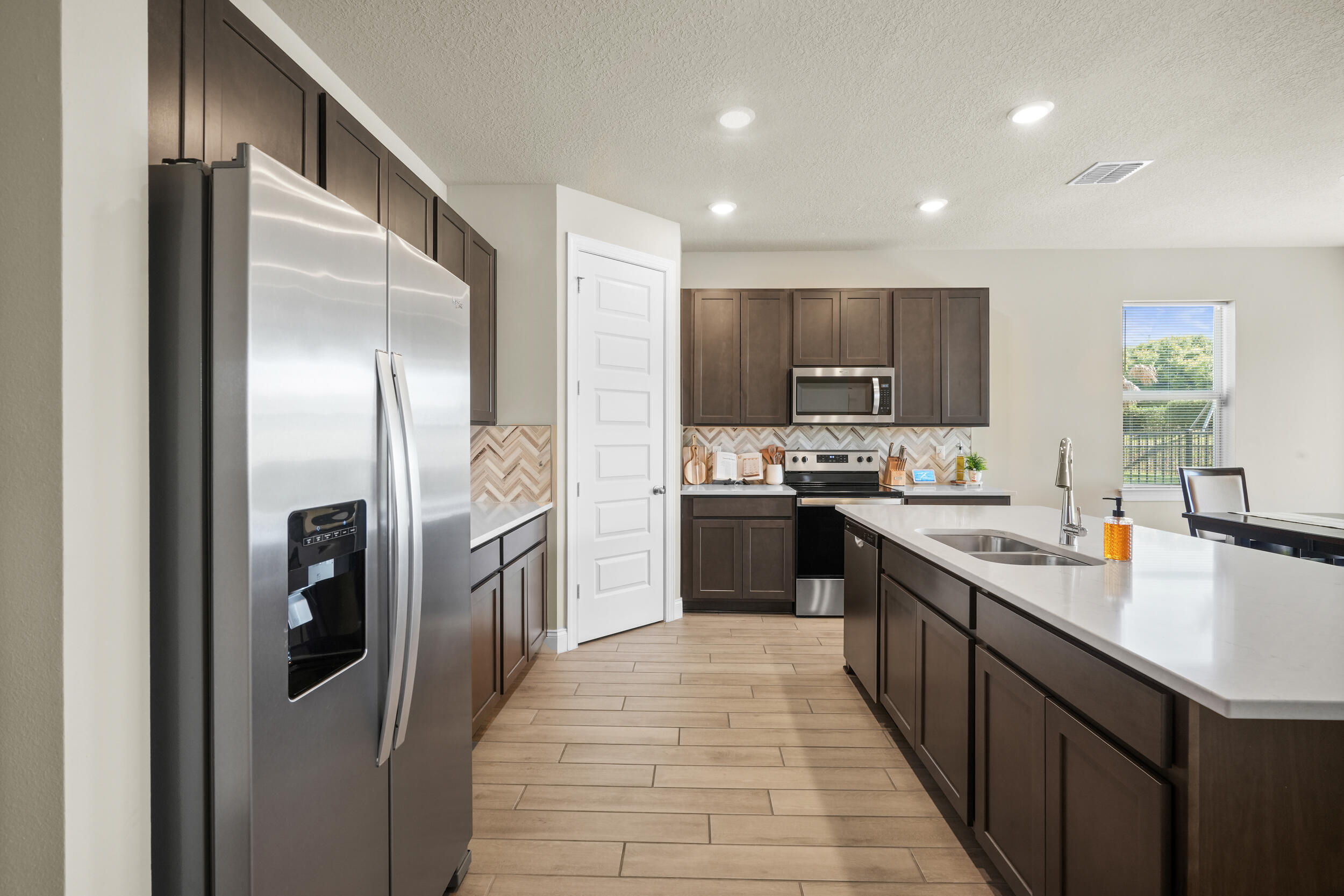 AZALEA - Residential Lease