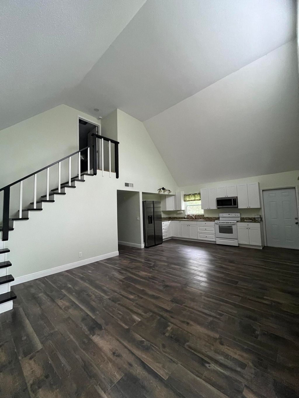 Photo of 17581 123rd Terrace N, Jupiter, FL 33478 (MLS # R11036872)