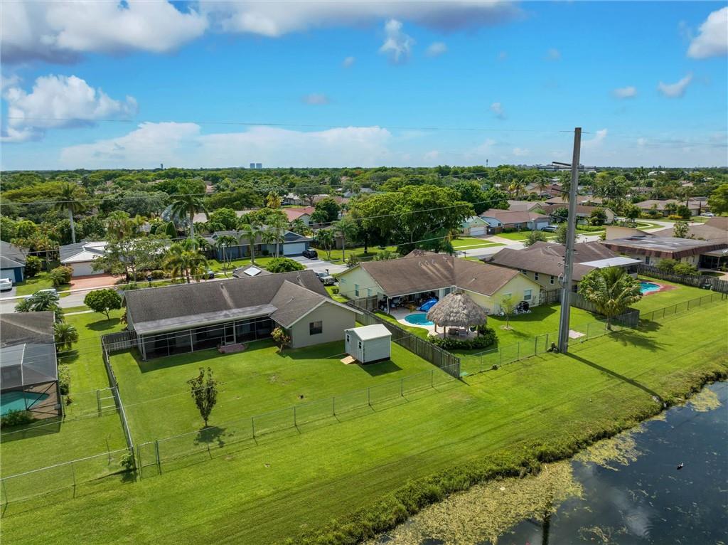 MARCANO ESTATES - Residential