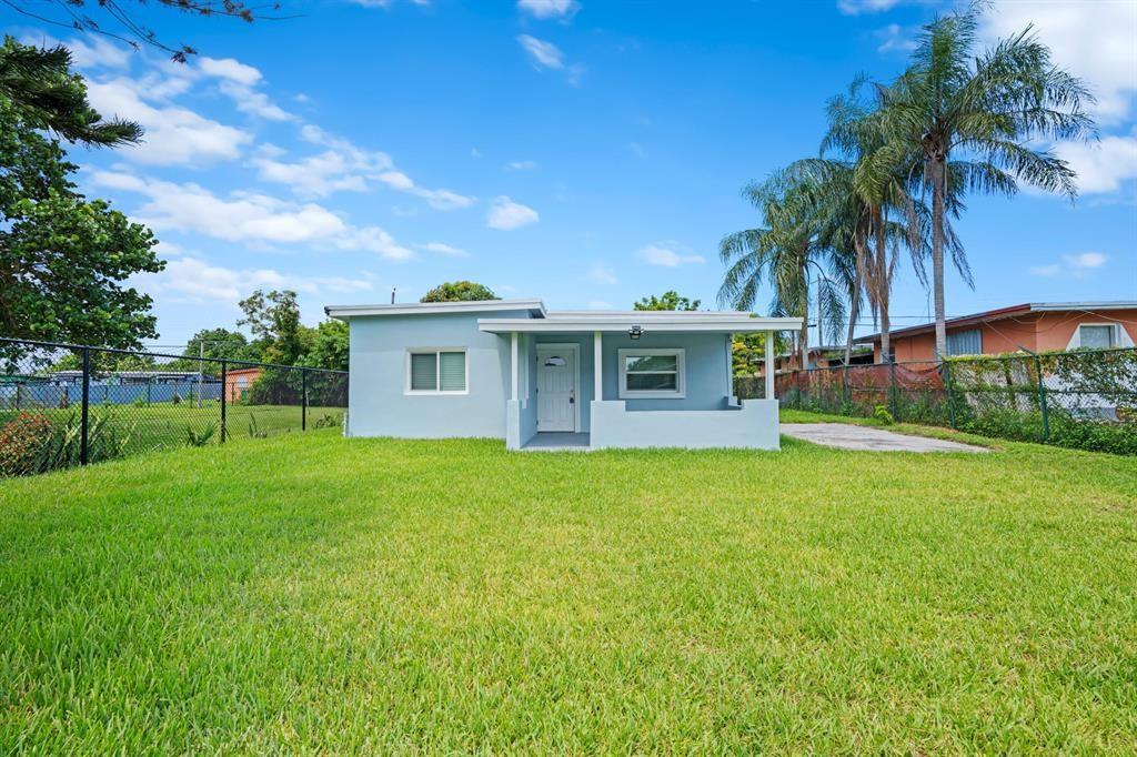 311 NW 28th Way