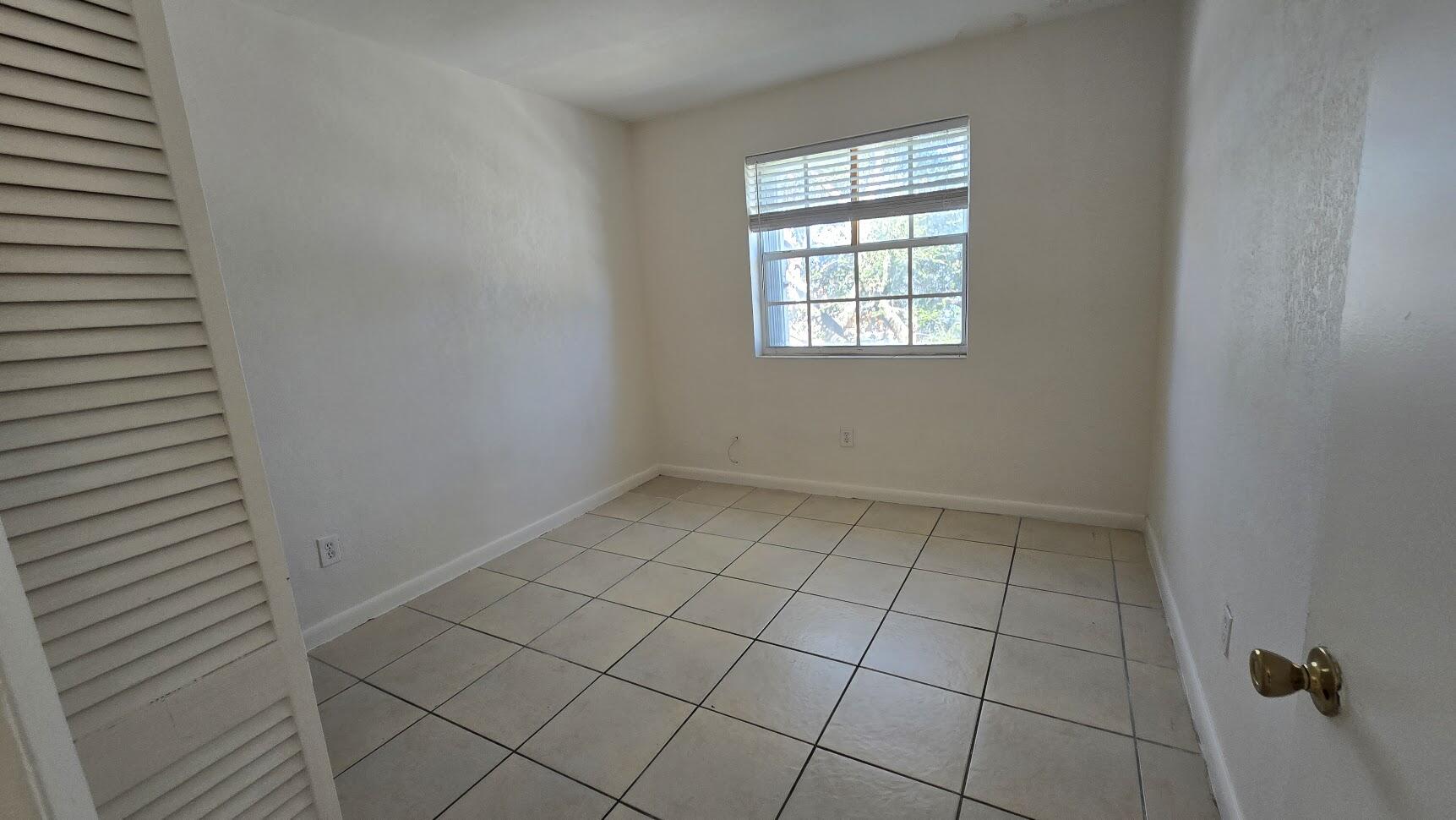 BISCAYNE HIGHLANDS - Residential Lease