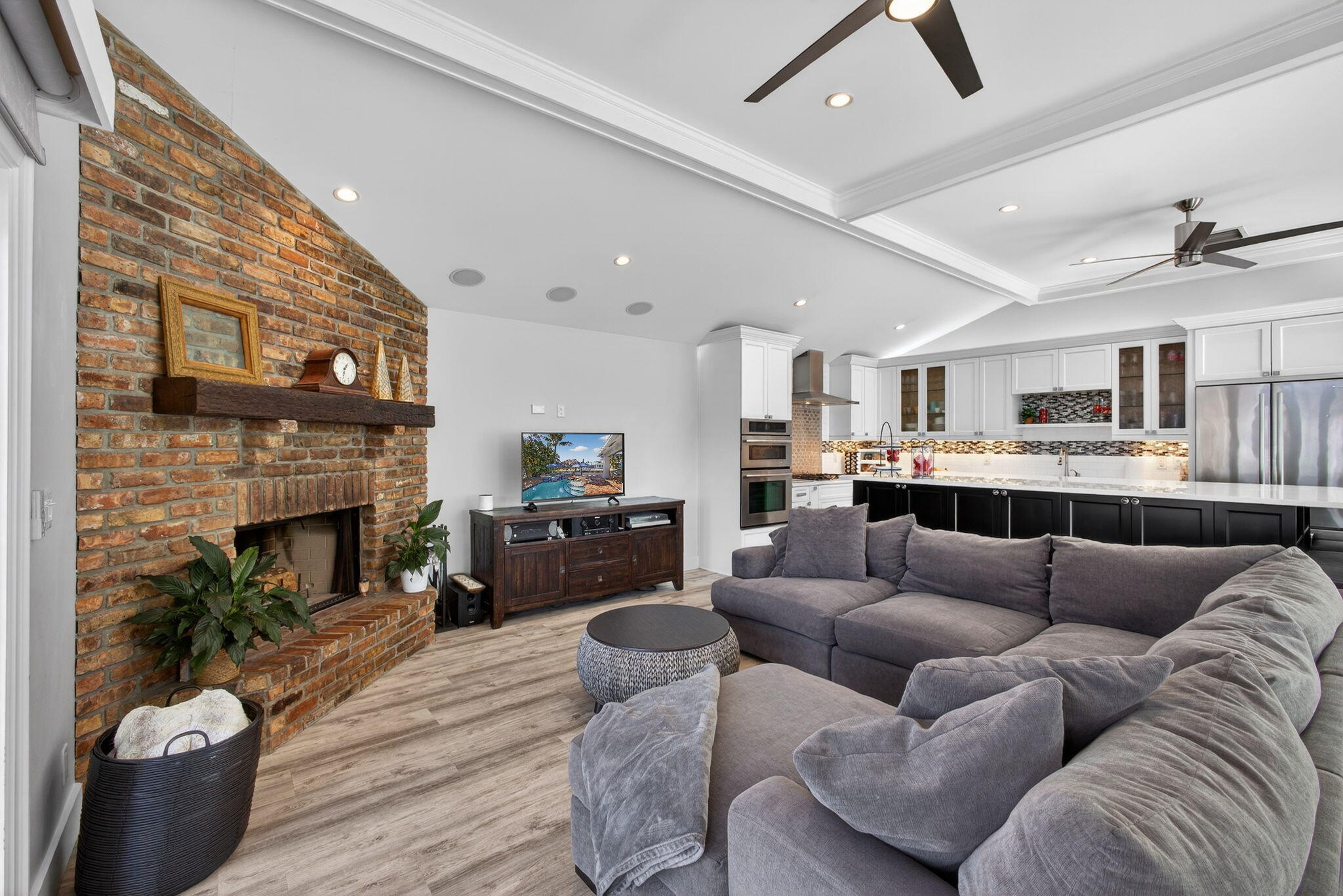 PENN WATERWAY - Residential