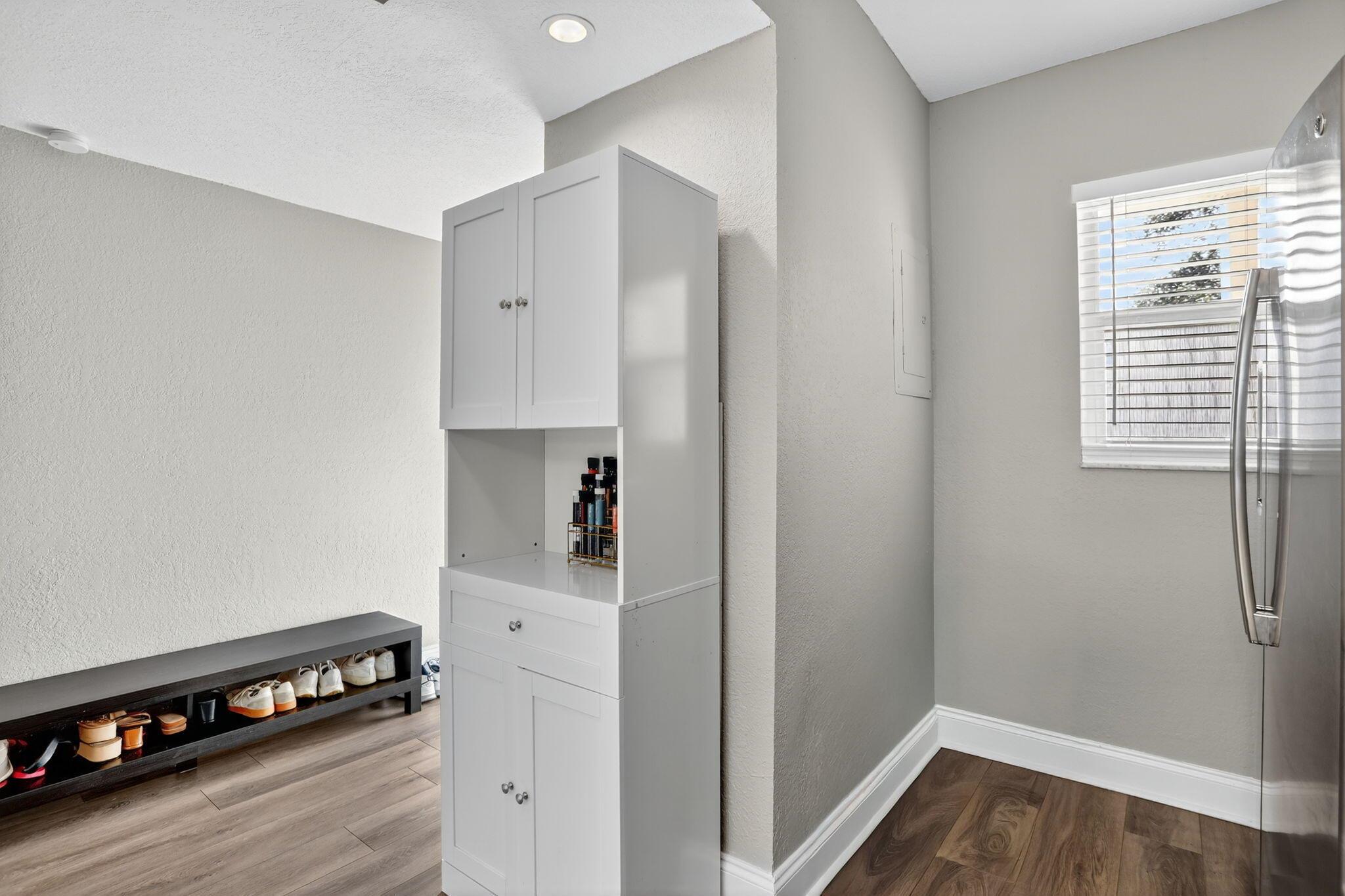 POINCIANA 5 OF PINE ISLAN - Residential