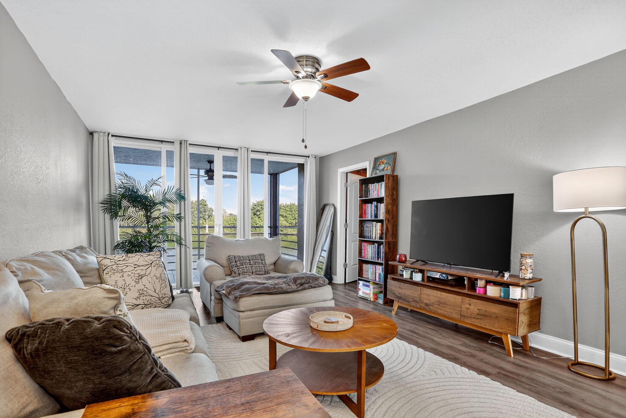 POINCIANA 5 OF PINE ISLAN - Residential