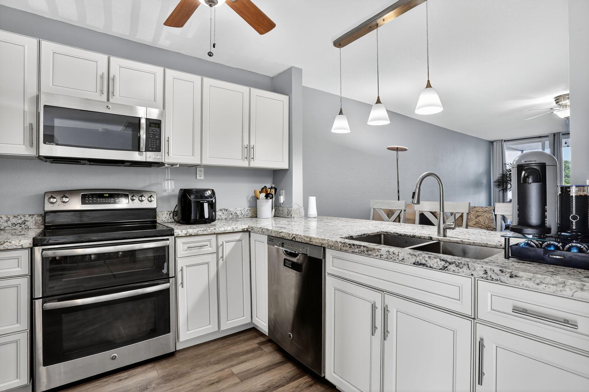 POINCIANA 5 OF PINE ISLAN - Residential