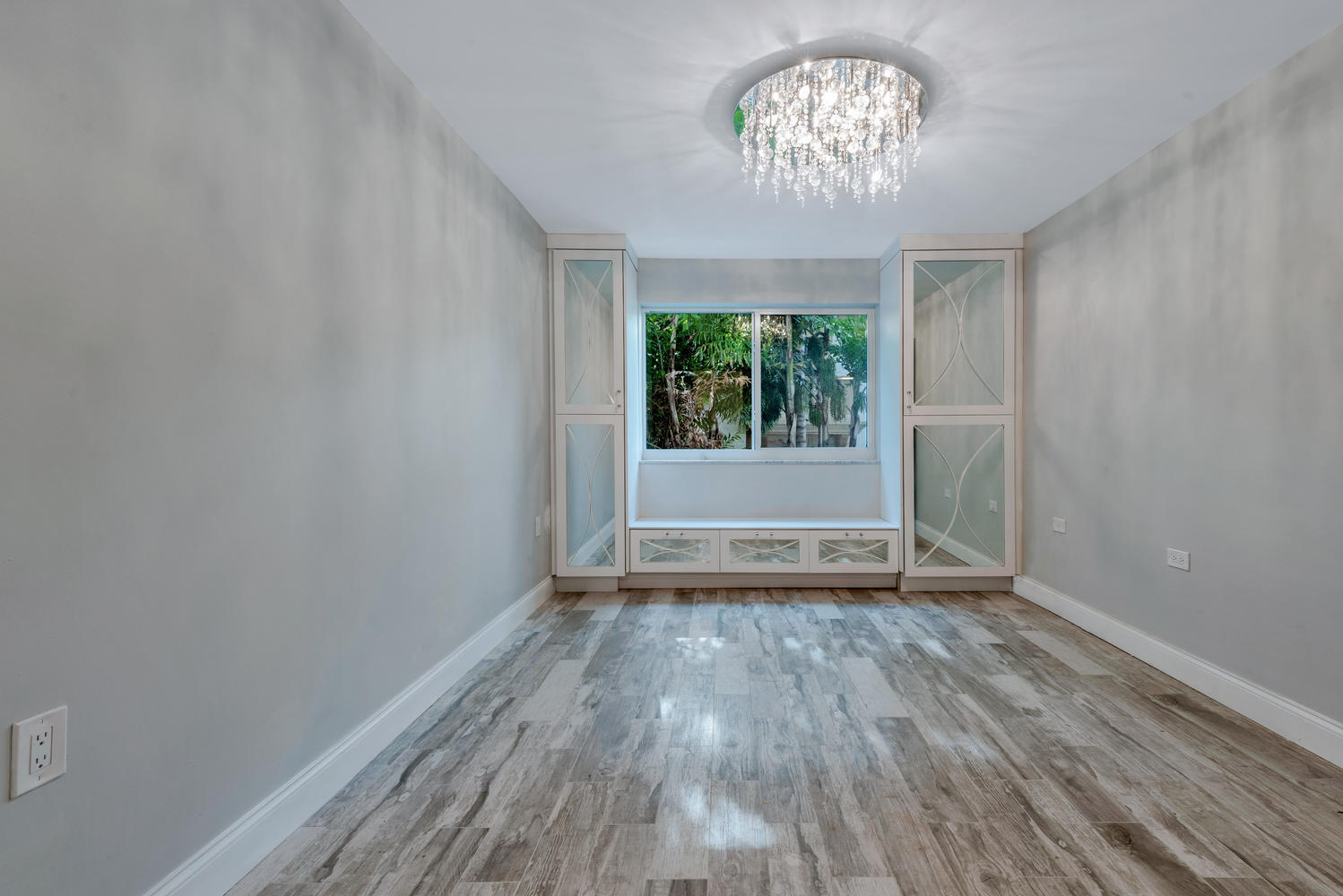 BRAZILIAN OF PALM BEACH CONDO LT 4 BLK E ROYAL PAR - Residential Lease