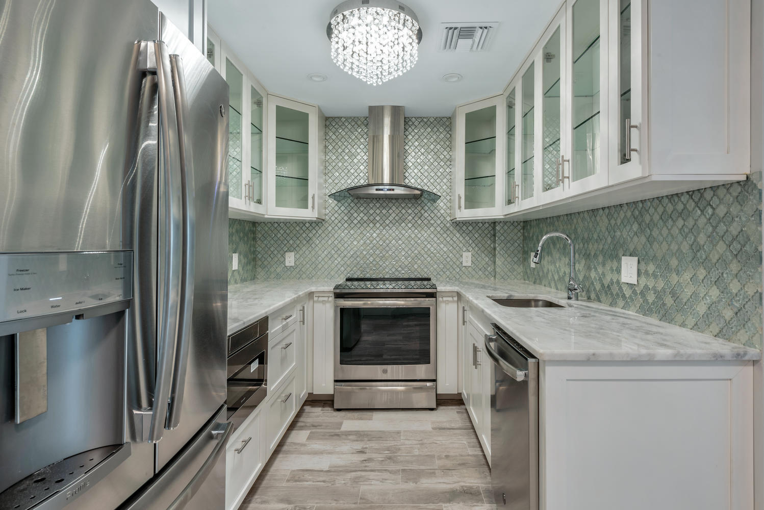 BRAZILIAN OF PALM BEACH CONDO LT 4 BLK E ROYAL PAR - Residential Lease