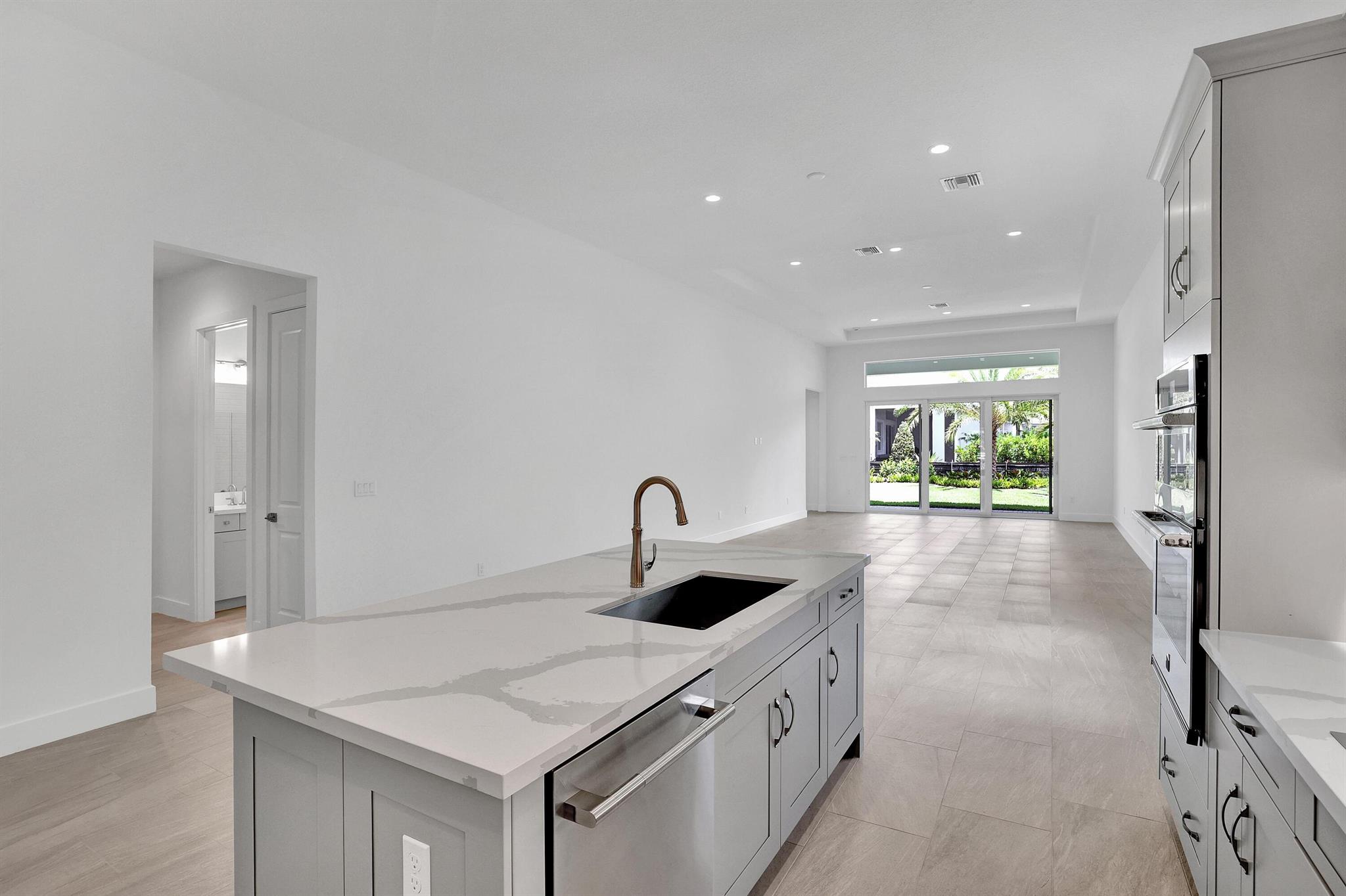 10009 Driftwood Way