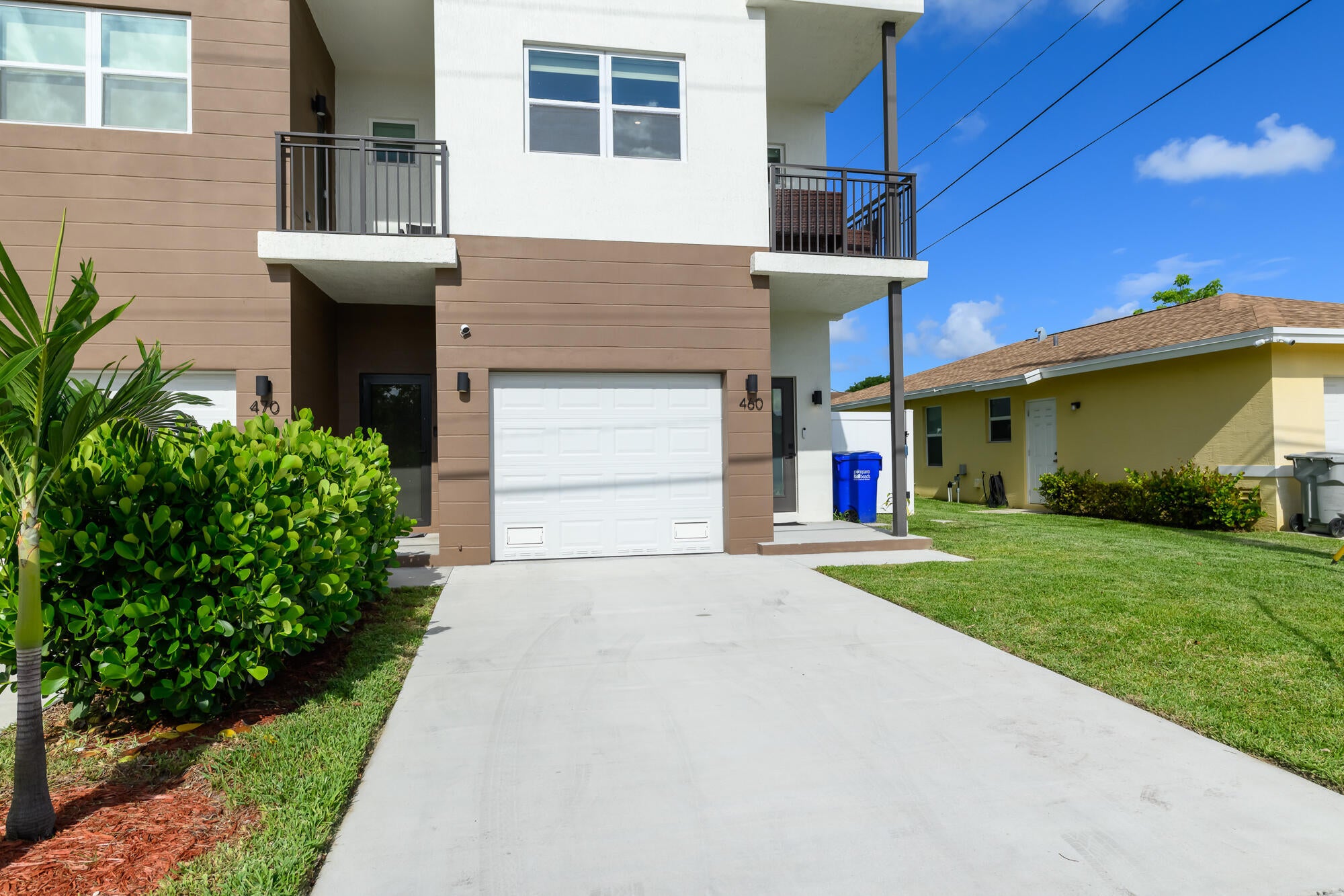 460 NW 27th Avenue