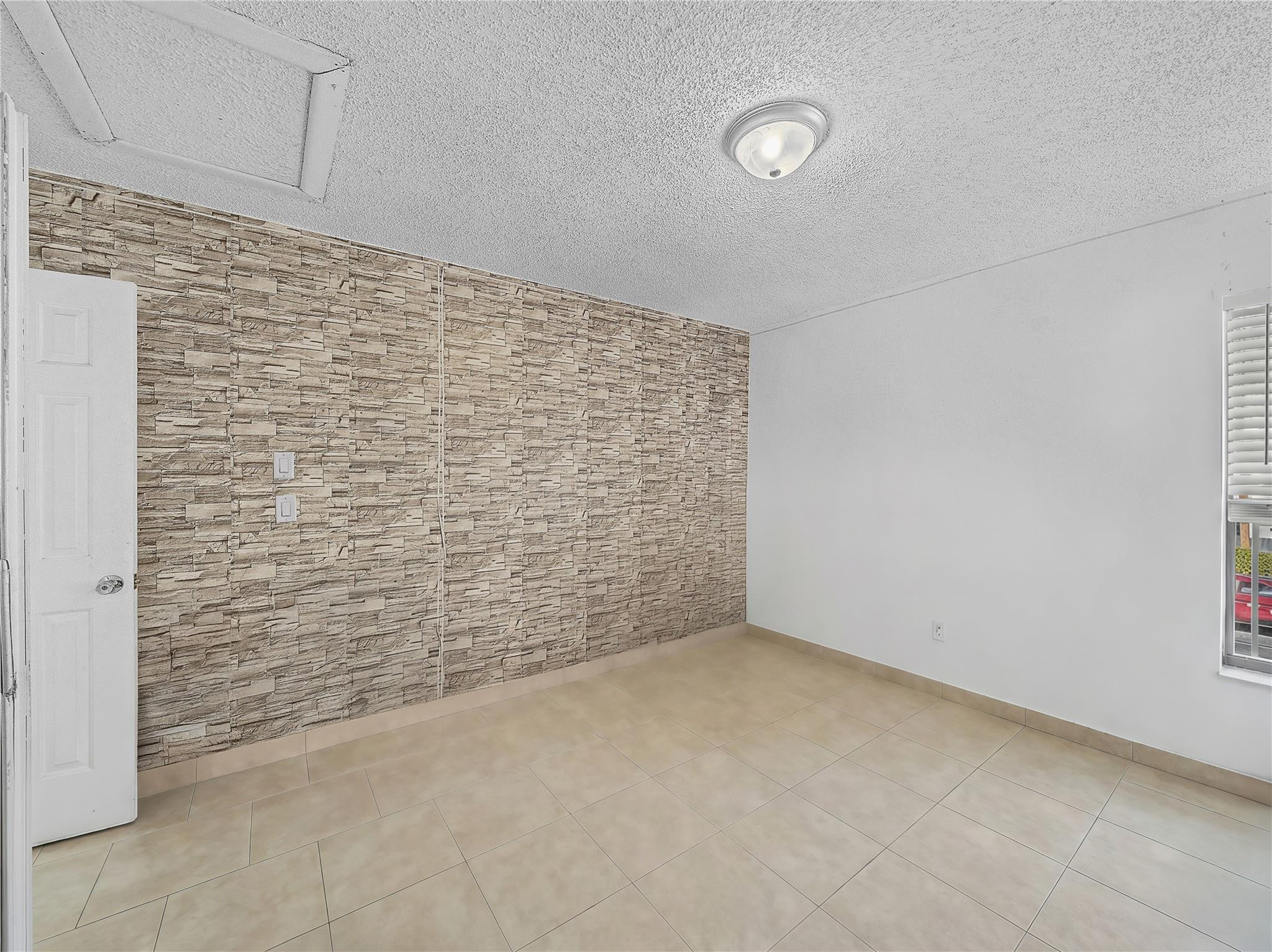 KARANDA VILLAGE 1- C COND - Residential