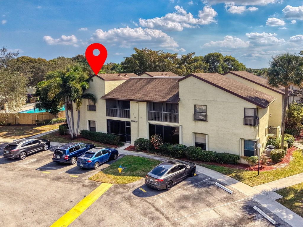 Photo of 3413 Cocoplum Circle #3407, Pompano Beach, FL 33063 (MLS # F10552882)