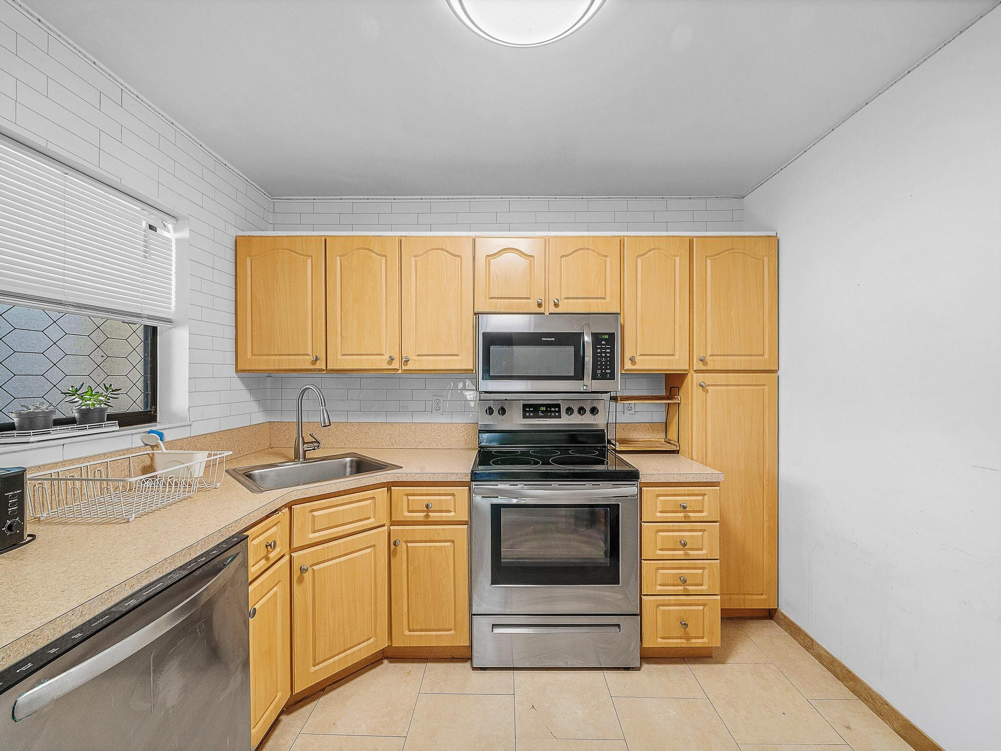 KARANDA VILLAGE 1- C COND - Residential