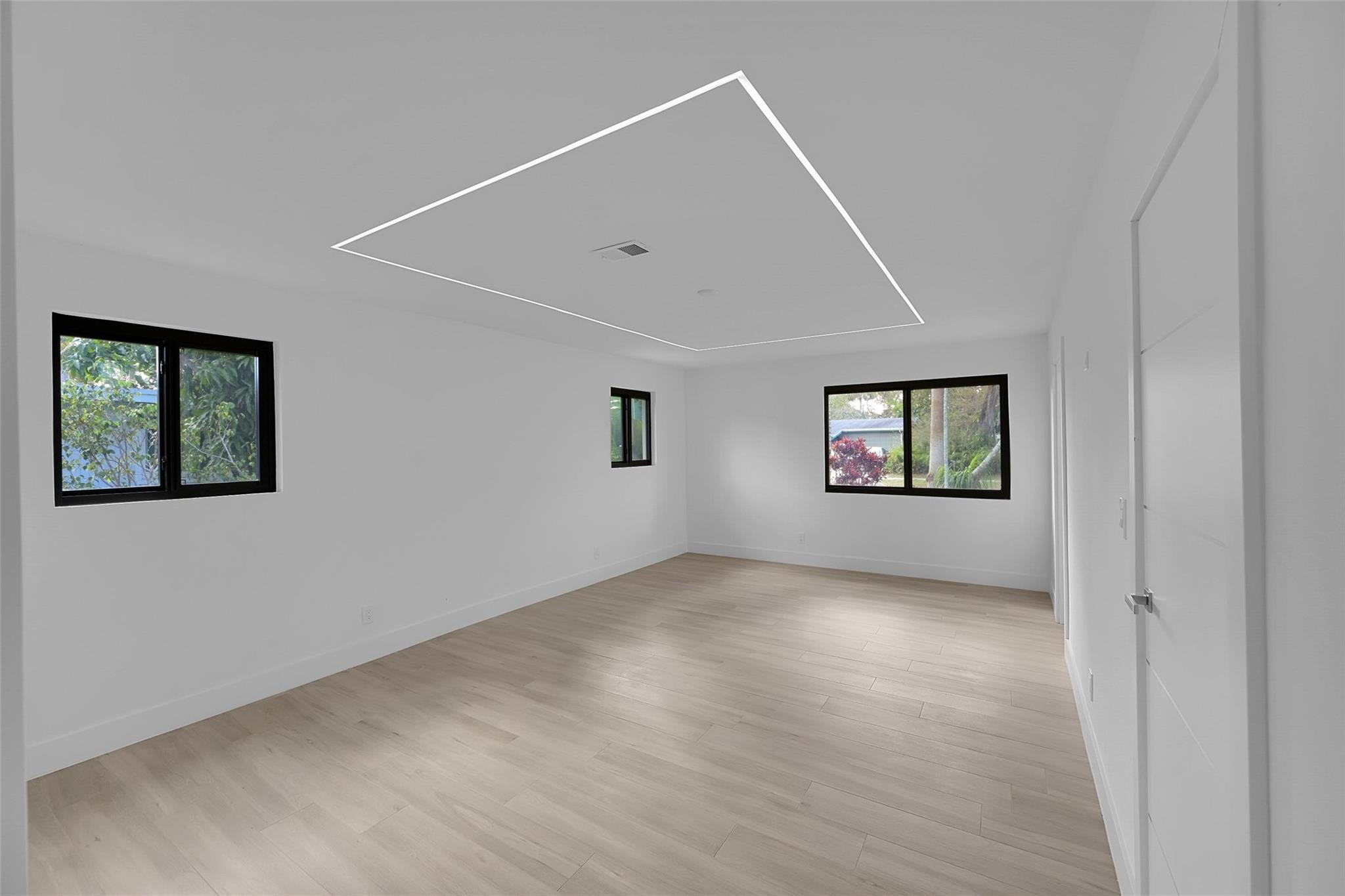 Country Club Village Sec - Residential