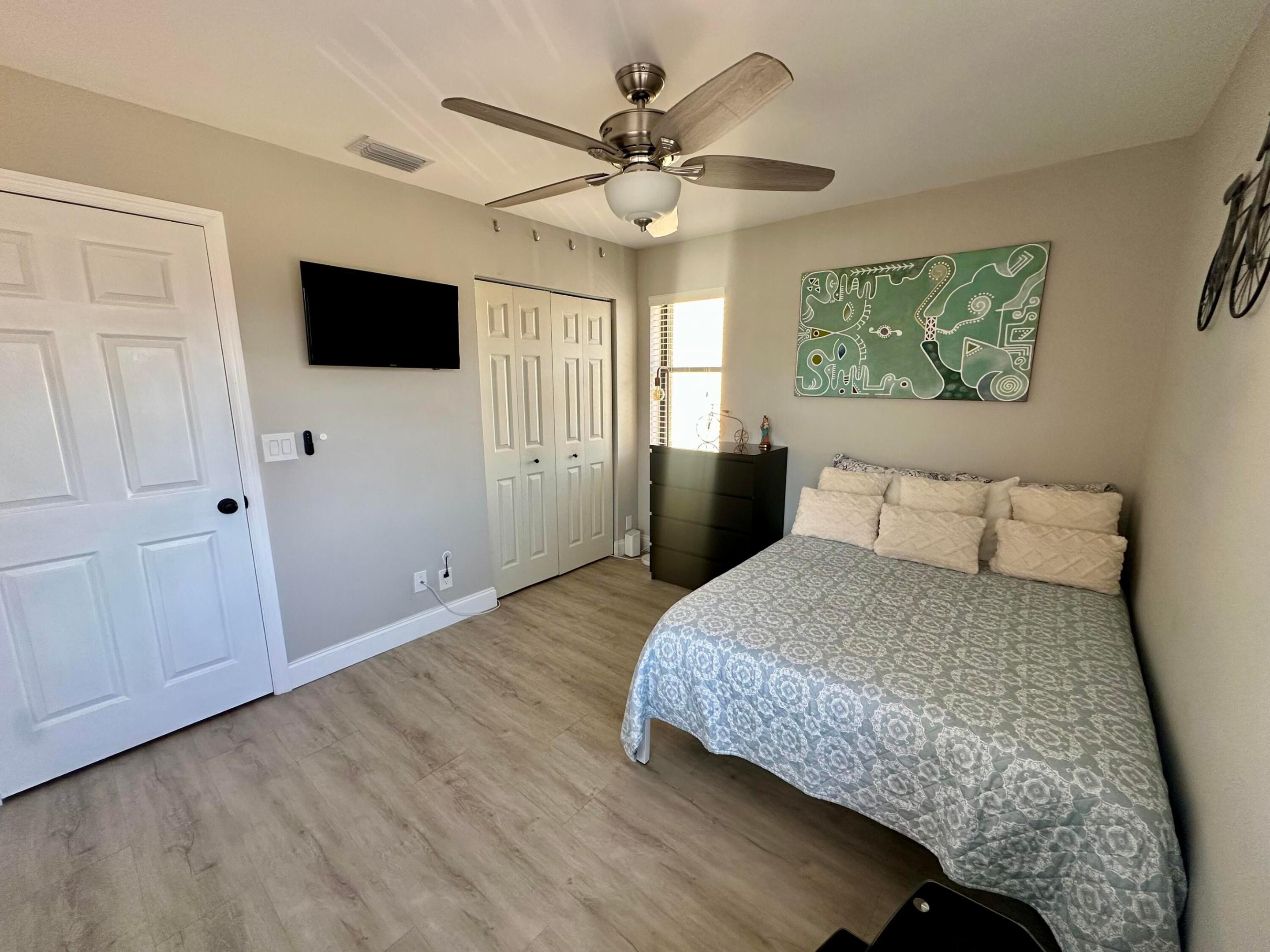 LUCERNE GREENS COND - Residential