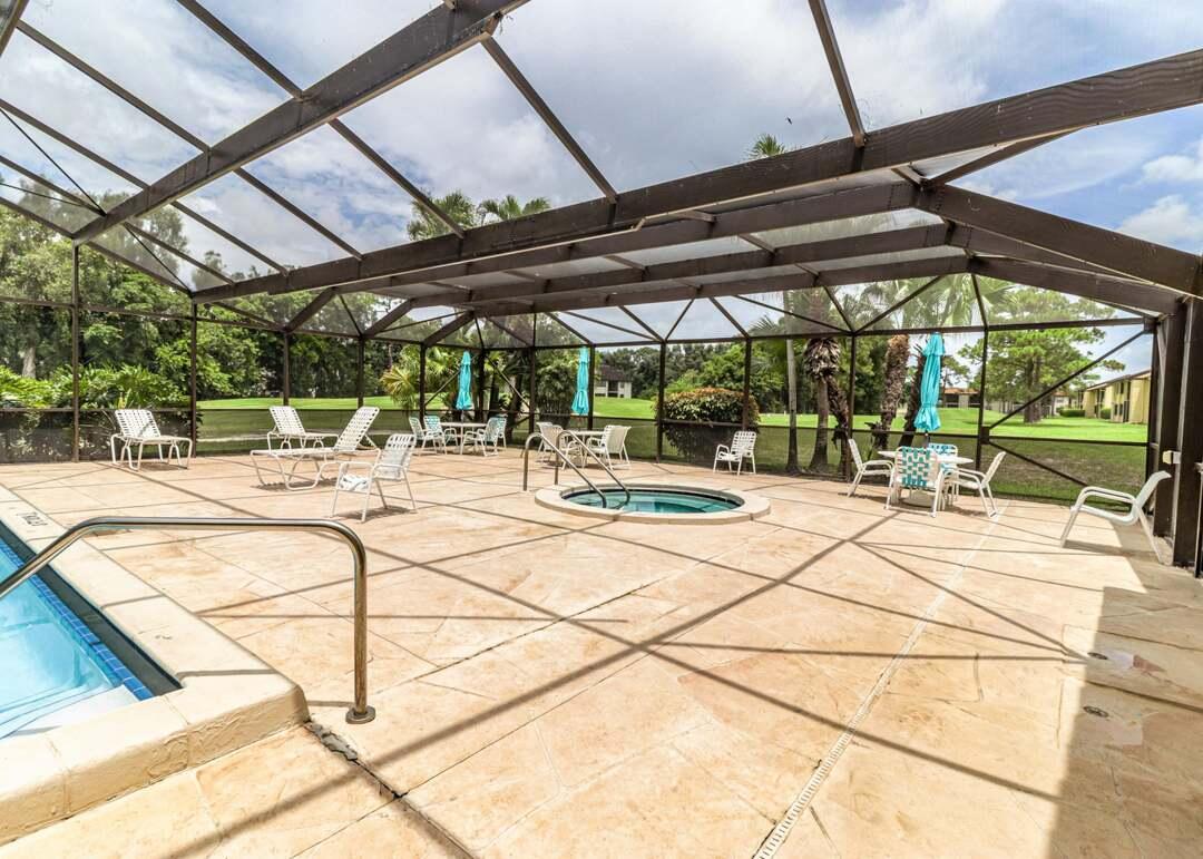 LUCERNE GREENS COND - Residential